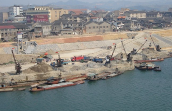 如何正確利用出口貨代的優(yōu)點和缺點