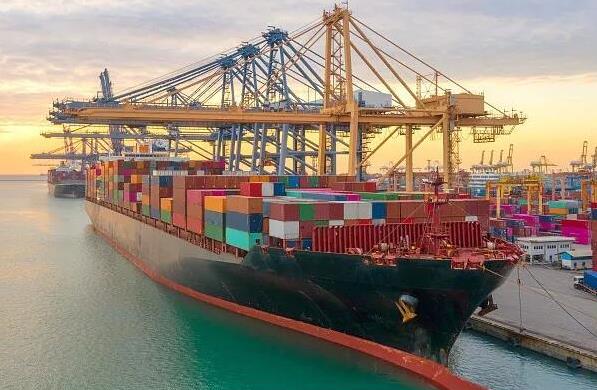 美國海運(yùn)物流面臨的挑戰(zhàn)是什么？應(yīng)對措施有哪些？