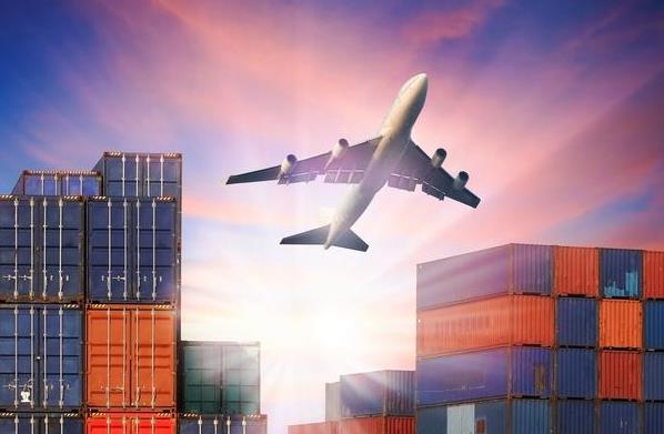 美國(guó)國(guó)際物流發(fā)展有哪些特點(diǎn)？面臨的挑戰(zhàn)是什么？