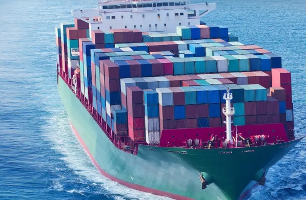 隨著全球化進程的推進，貨代行業(yè)將迎來更加廣闊的發(fā)展空間