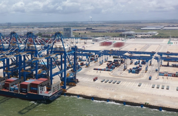 上海海外倉貨代以獨特海上服務，在全球貿(mào)易中扮演著不可或缺的角色