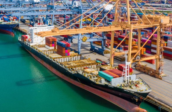 上海海外倉貨代承載著物流的使命，成為了推動經(jīng)濟發(fā)展的重要力量