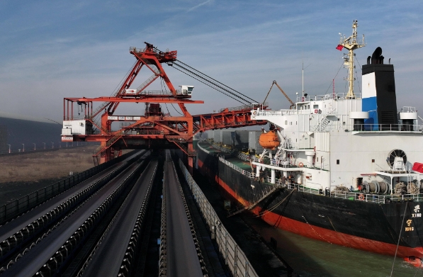 國際物流貨運將繼續(xù)為全球貿(mào)易發(fā)展提供有力支持，推動世界經(jīng)濟繁榮