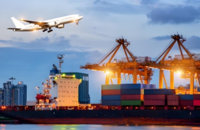 國(guó)際貨代通過(guò)提供專(zhuān)業(yè)化的服務(wù)，幫助貨主節(jié)省時(shí)間和精力，確保貨物的安全運(yùn)輸